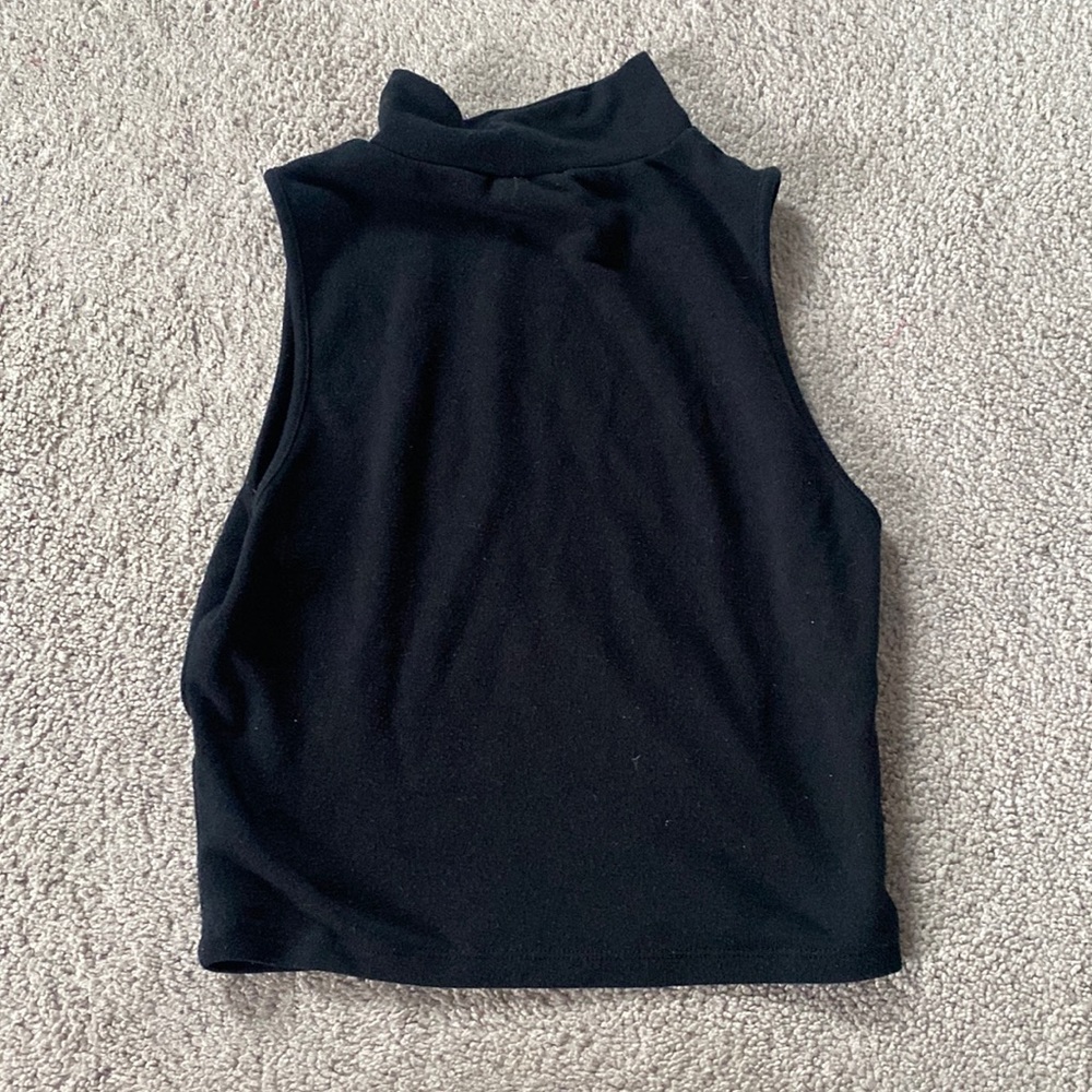 Black turtle neck tank